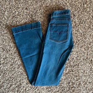 2/34 Kimes Lola flares. Well loved but in GREAT condition.